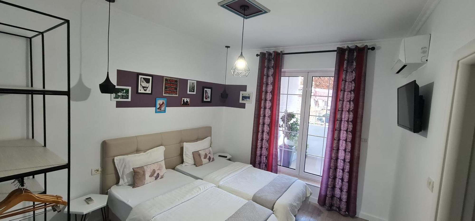 Funky Guest House & Adventures Permet Ngoại thất bức ảnh