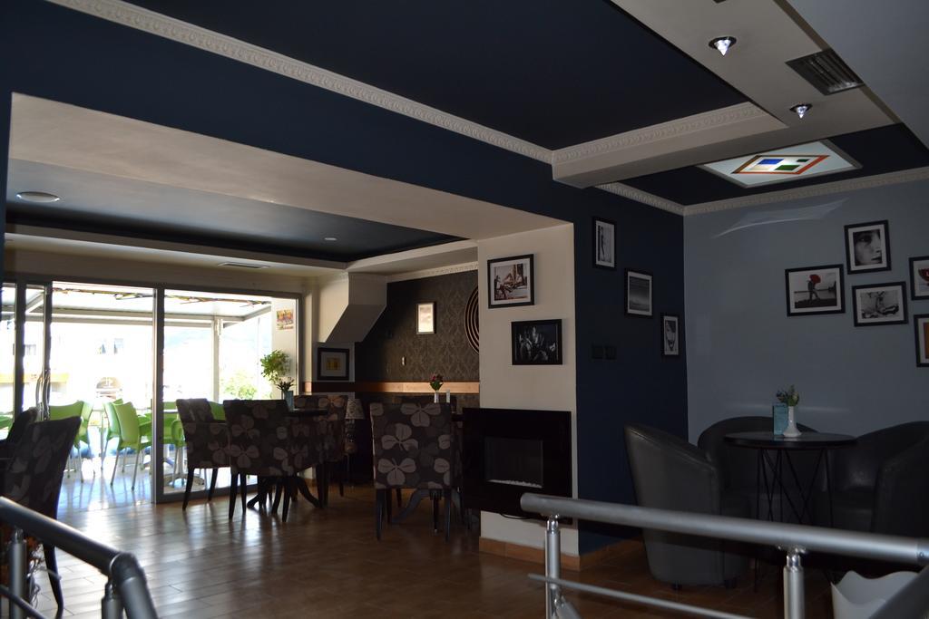 Funky Guest House & Adventures Permet Ngoại thất bức ảnh