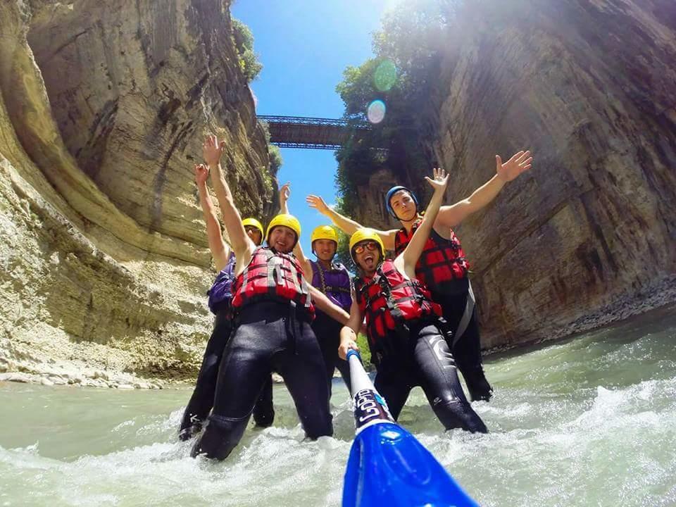 Funky Guest House & Adventures Permet Ngoại thất bức ảnh